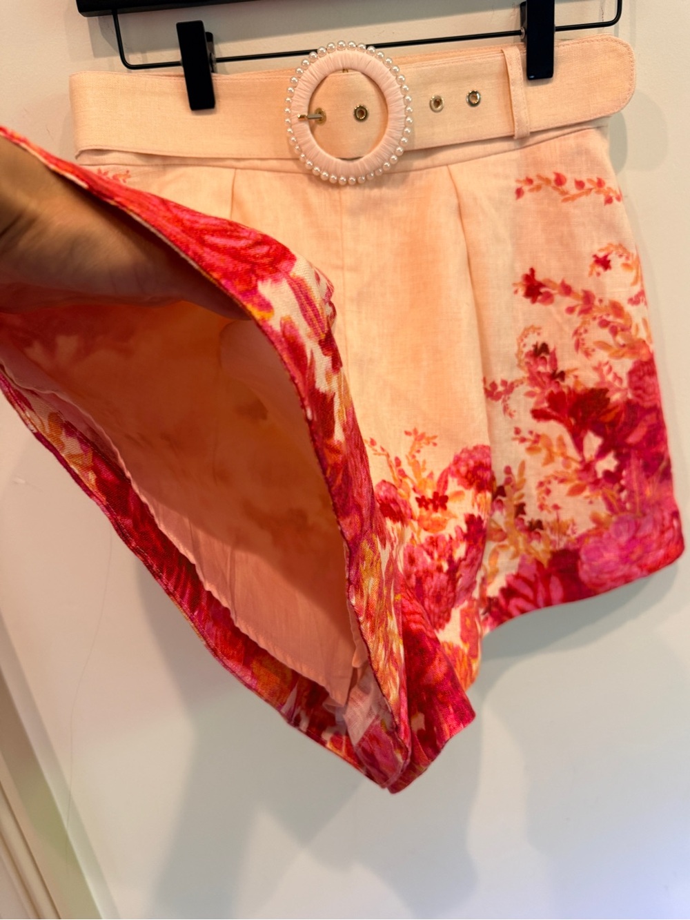 Zimmermann Linen Shorts, Size 2 - Picture 3 of 10